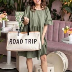 Jillian Harris X Jardines Domain Babydoll Dress Size XS Very Oversized in Green